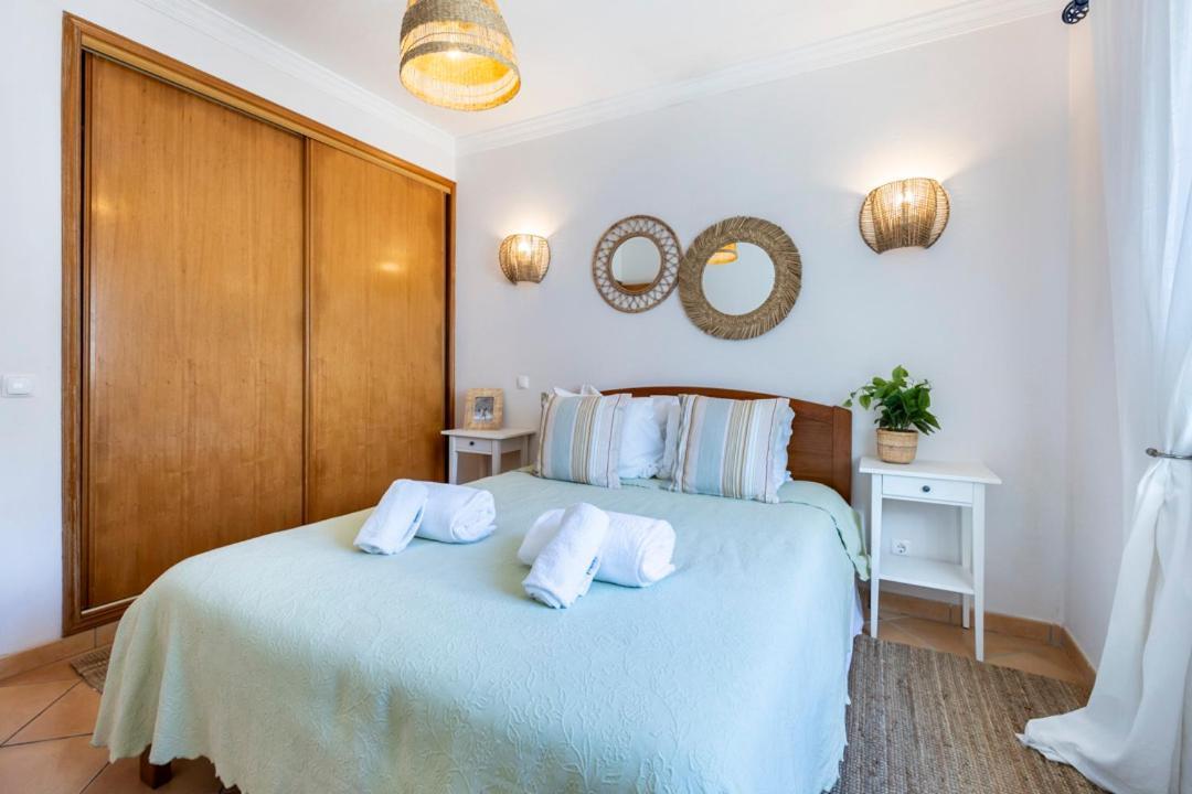 Apartment Som Ondas Budens